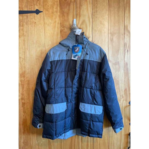 Size Large Chamonix Men's Winter Jacket - Picture 1 of 5